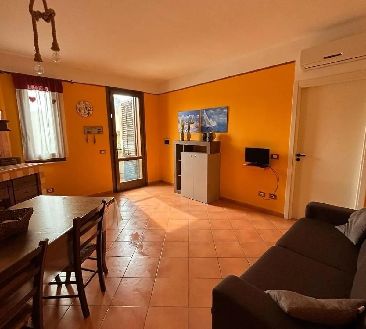 Orange House Favignana Apartment