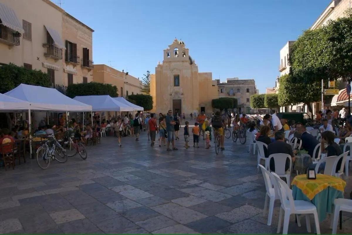 Orange House Favignana Apartment 0*,  Italy